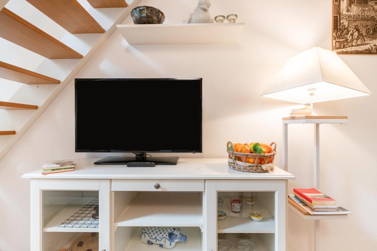 Lovely Studio In The Heart Of The Historic Center Florença Exterior foto